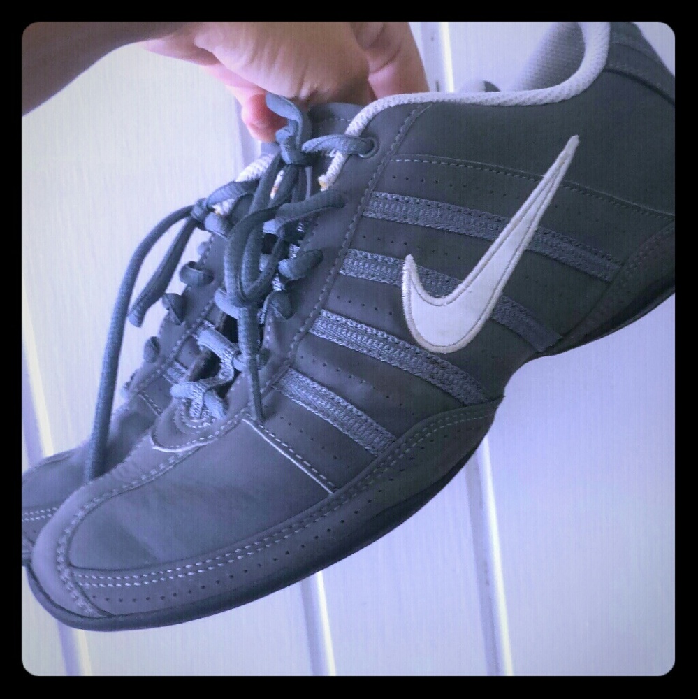 Women's Nike Gym Shoes